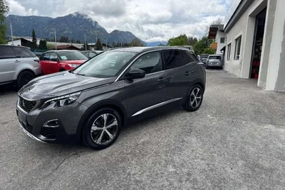 2020' Peugeot 3008