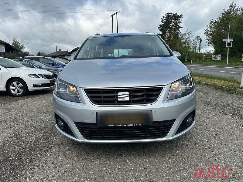 2015' SEAT Alhambra photo #2