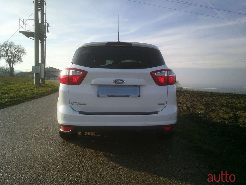 2014' Ford C-MAX photo #6