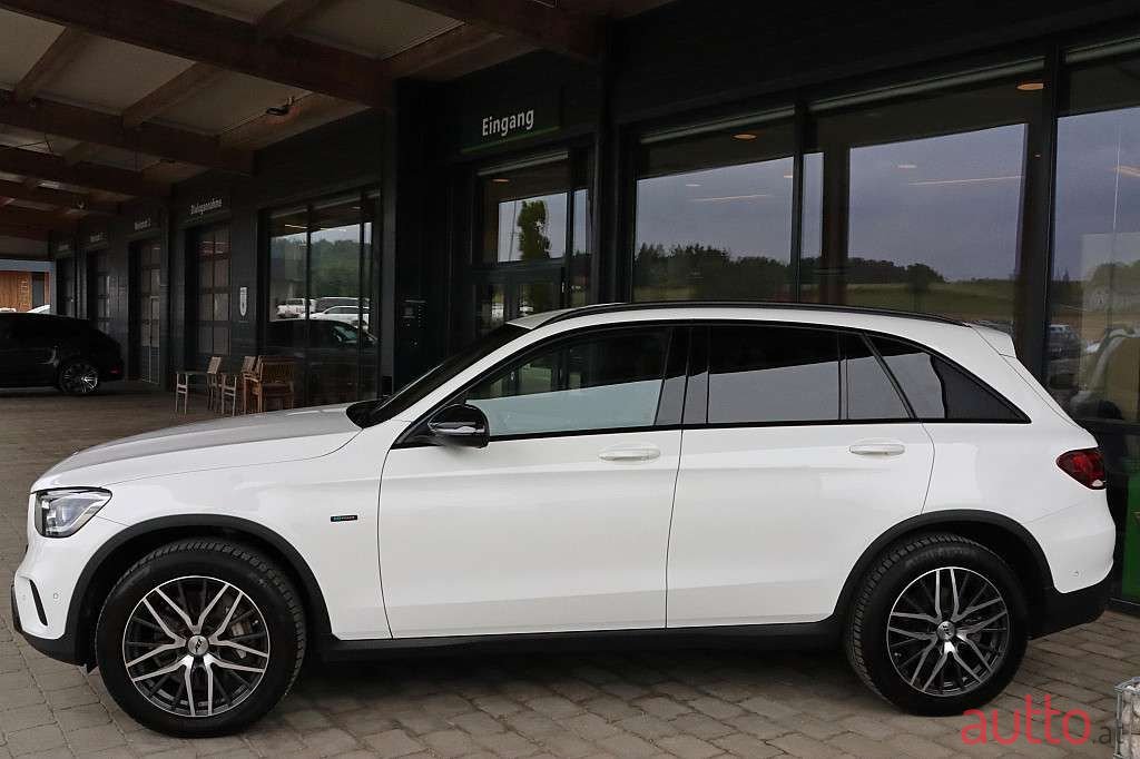 2020' Mercedes-Benz Glc-Klasse photo #2