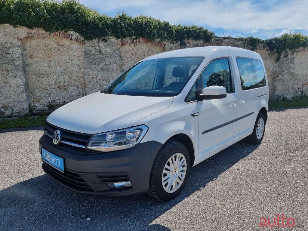 2017' Volkswagen Caddy photo #1