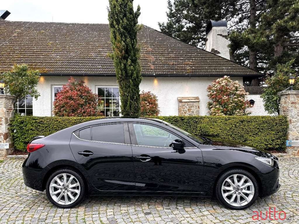 2016' Mazda Mazda3 photo #5