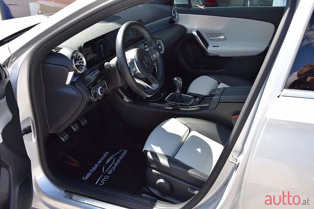 2018' Mercedes-Benz A-Klasse photo #4