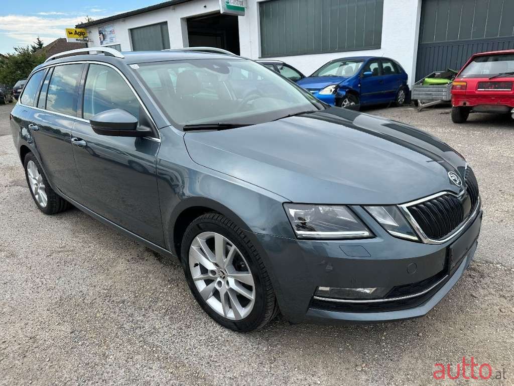 2019' Skoda Octavia photo #4