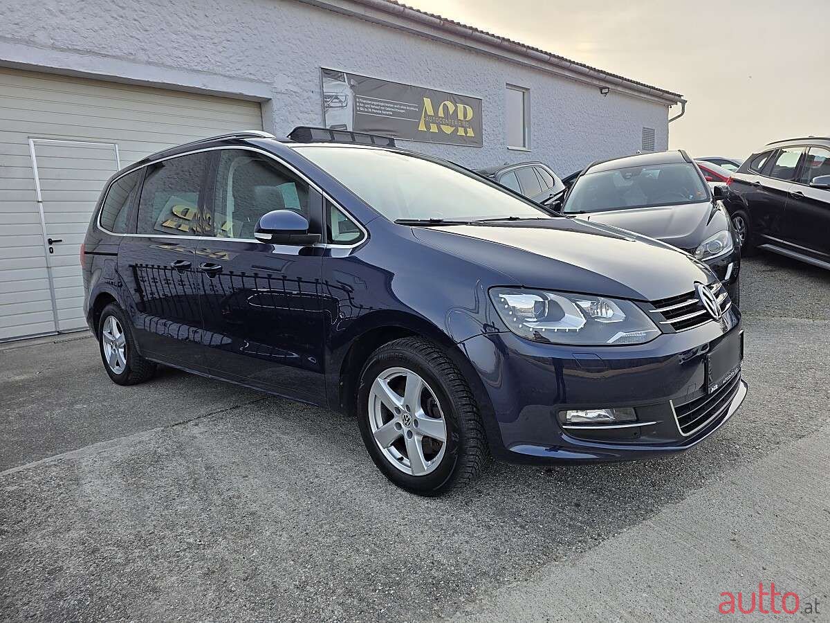 2014' Volkswagen Sharan photo #3