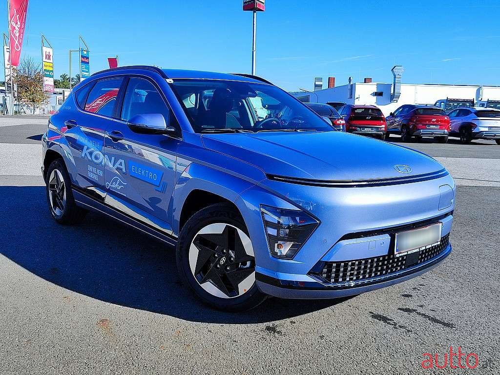 2023' Hyundai Kona photo #1