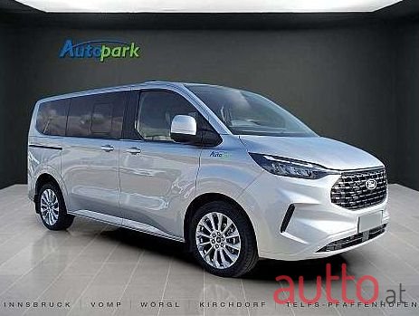 2024' Ford Tourneo photo #3