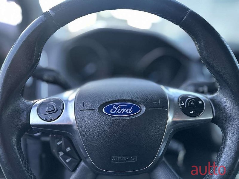 2014' Ford Focus photo #5
