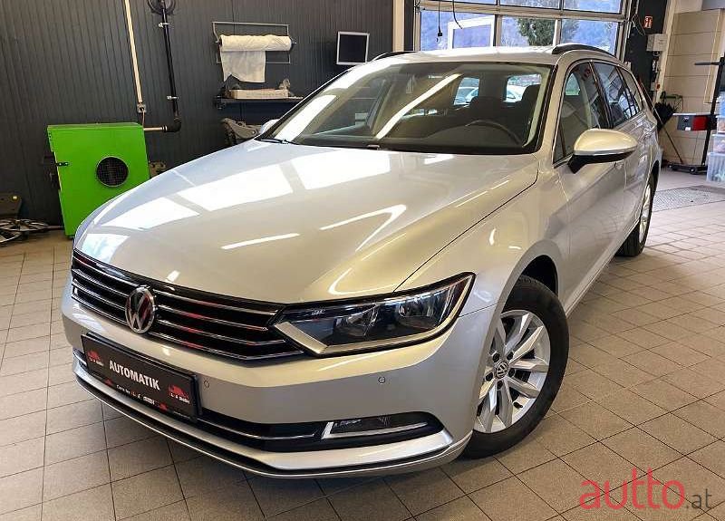 2015' Volkswagen Passat photo #1