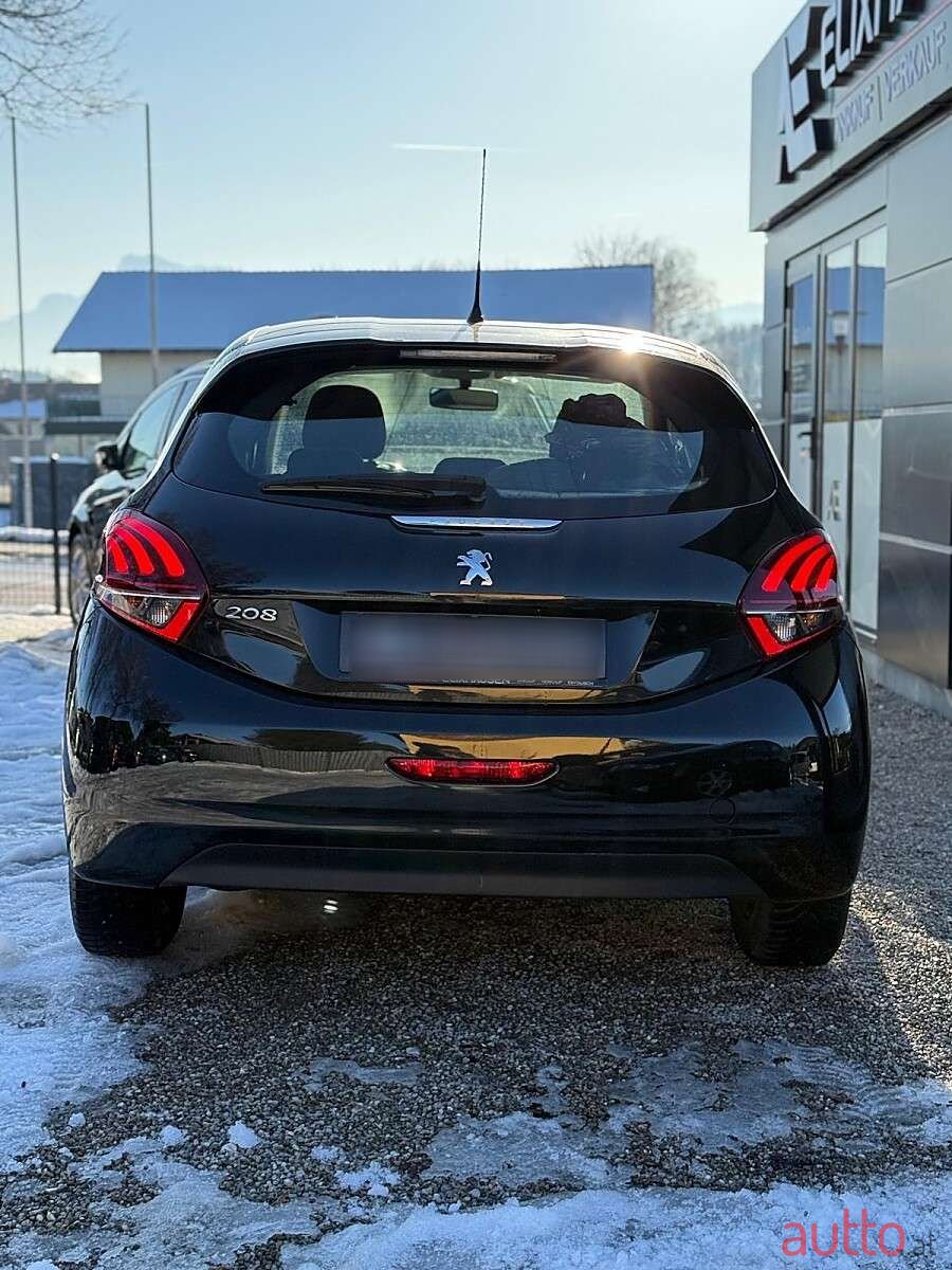 2017' Peugeot 208 photo #4