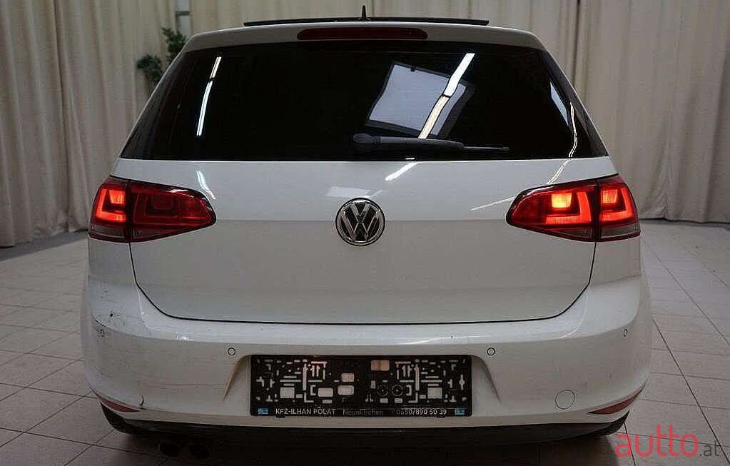 2013' Volkswagen Golf photo #5