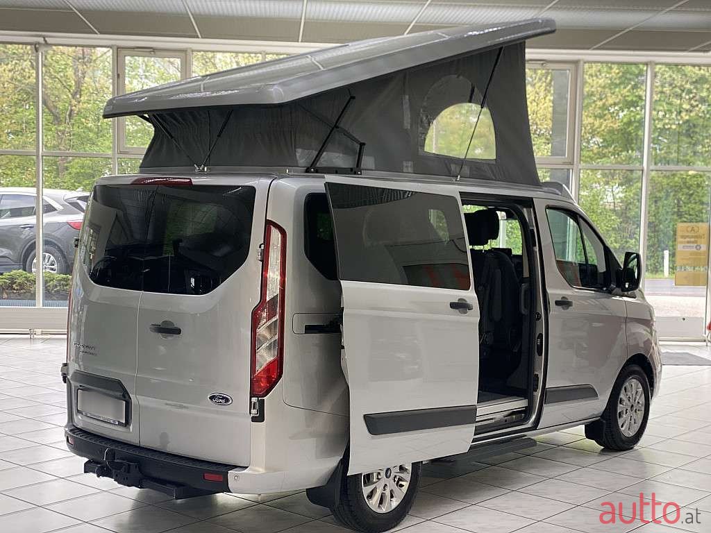 2021' Ford Transit Custom photo #3