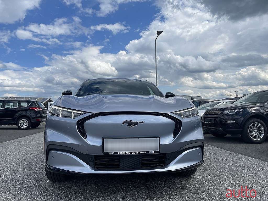 2022' Ford Mustang Mach-E photo #1