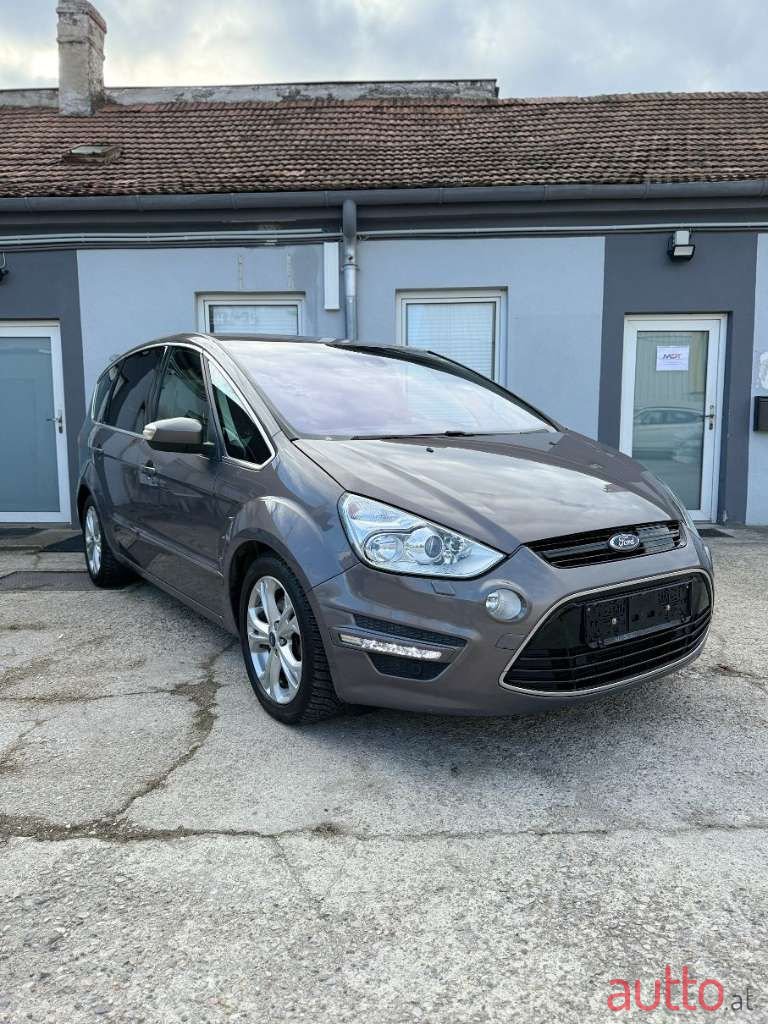 2014' Ford S-Max photo #1