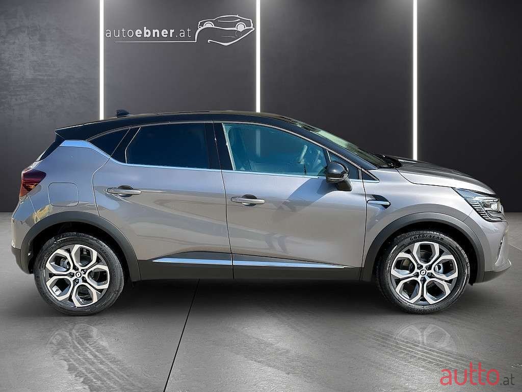 2023' Renault Captur photo #4