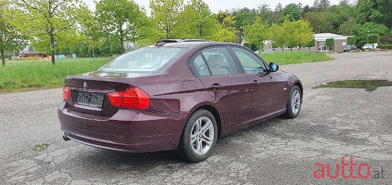 2009' BMW 3Er-Reihe photo #4