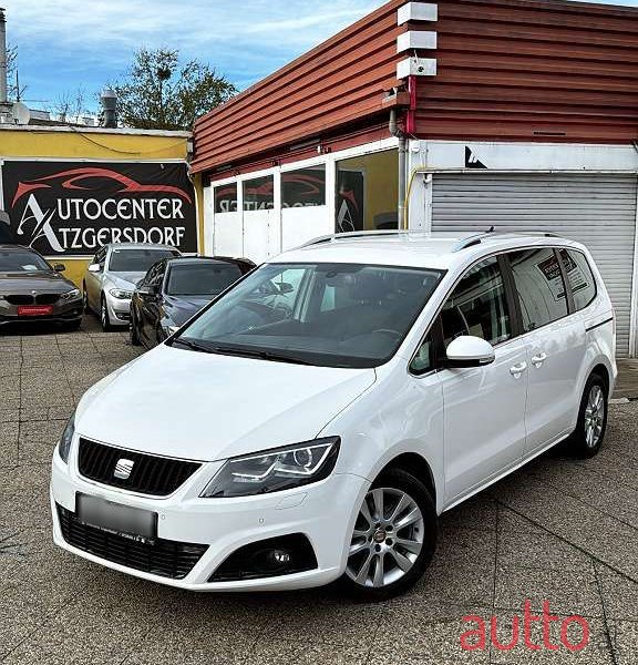 2013' SEAT Alhambra photo #2