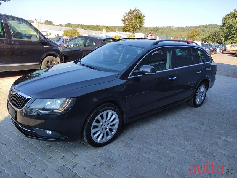 2015' Skoda Superb photo #2