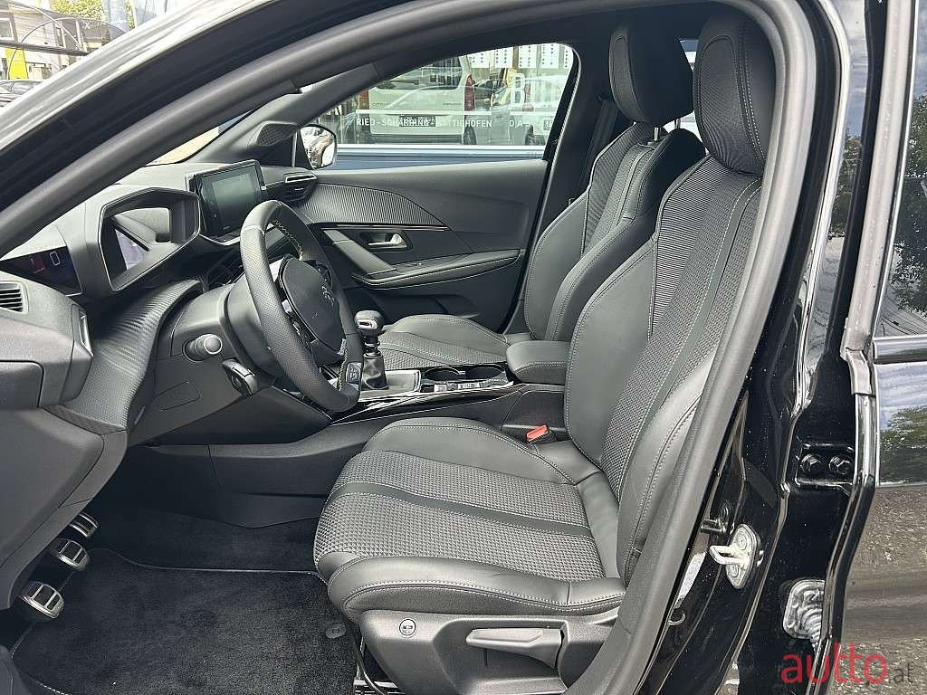 2024' Peugeot 208 photo #5