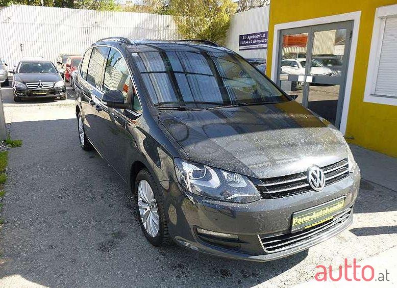 2014' Volkswagen Sharan photo #1