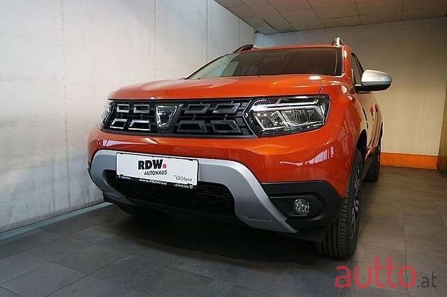 2022' Dacia Duster photo #2