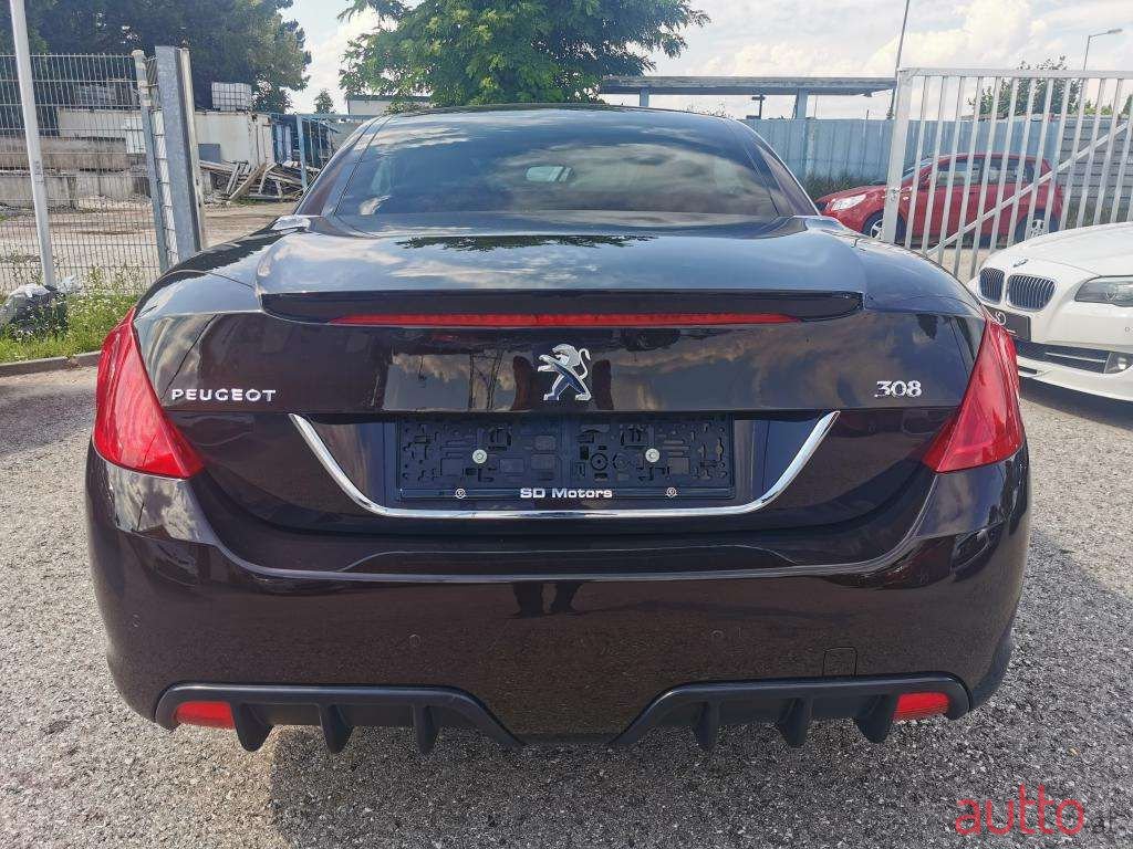 2011' Peugeot 308 photo #6