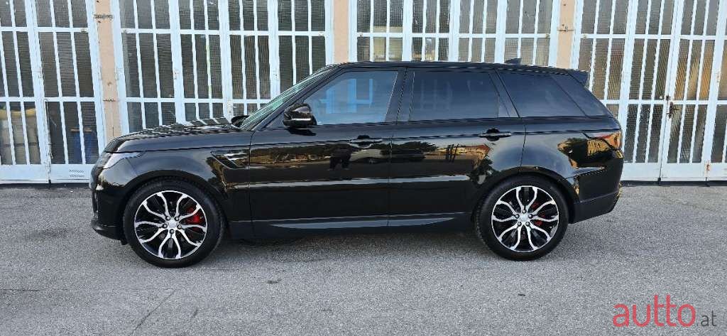 2018' Land Rover Range Rover Sport photo #2