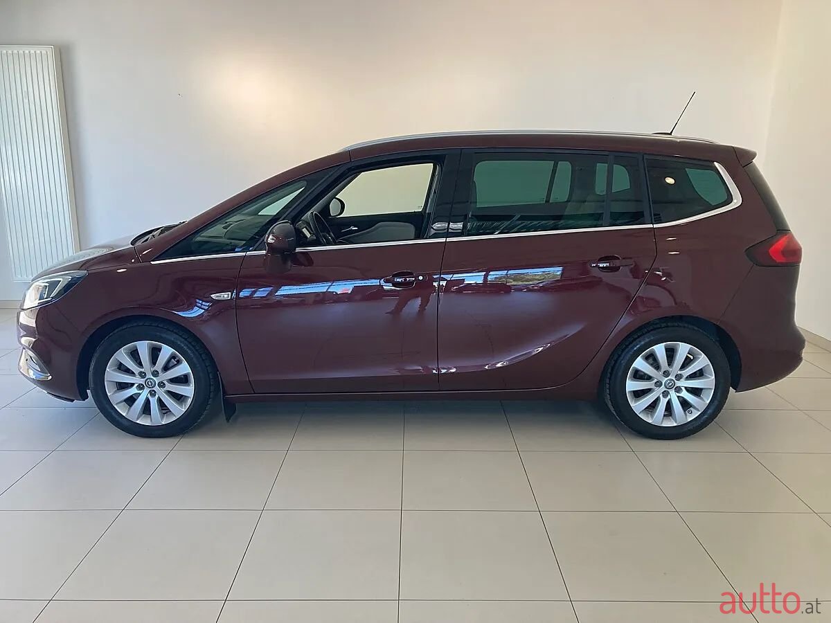 2018' Opel Zafira photo #4