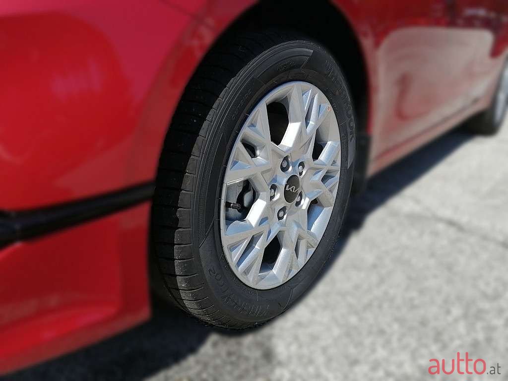 2022' Kia Ceed photo #4