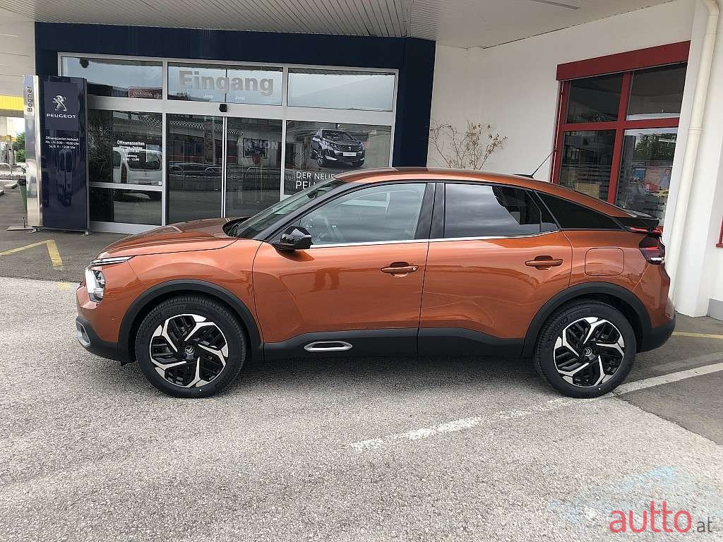 2022' Citroen C4 photo #3