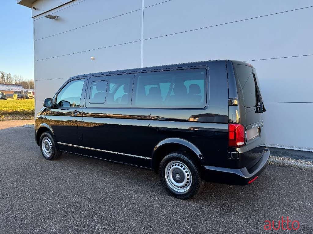2021' Volkswagen Caravelle photo #6