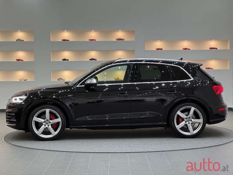 2018' Audi Q5 photo #2
