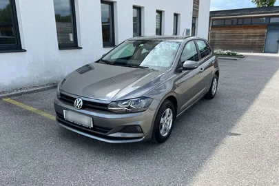 2019' Volkswagen Polo