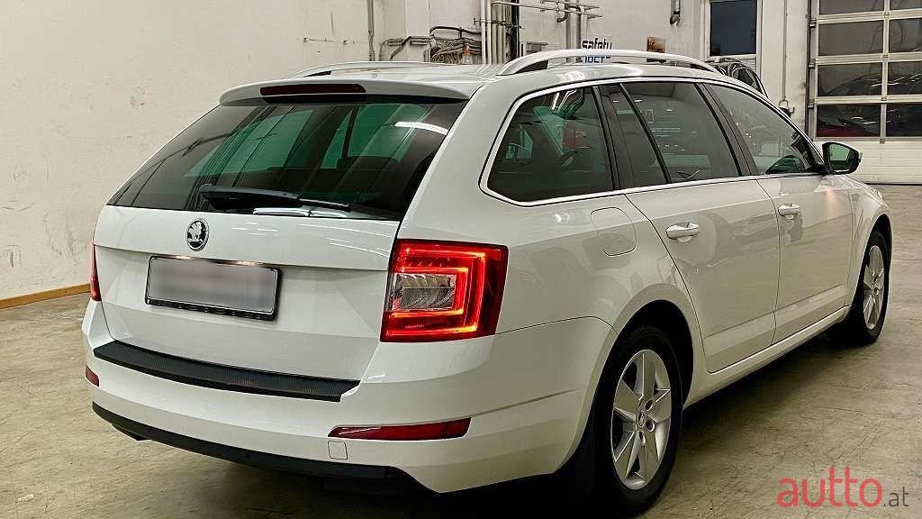 2014' Skoda Octavia photo #4