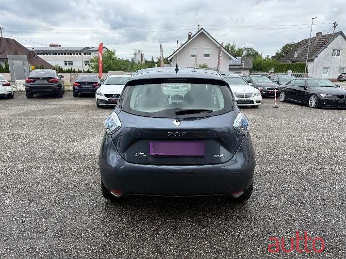 2018' Renault Zoe photo #6