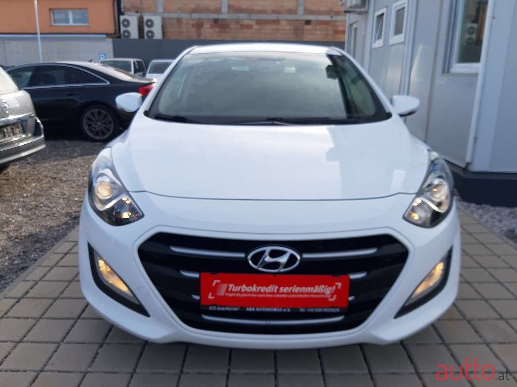 2016' Hyundai i30 photo #2