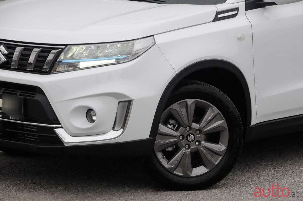 2024' Suzuki Vitara photo #2