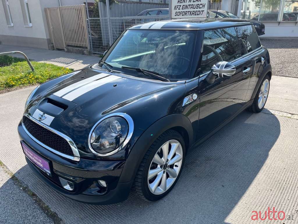 2011' MINI Mini photo #1