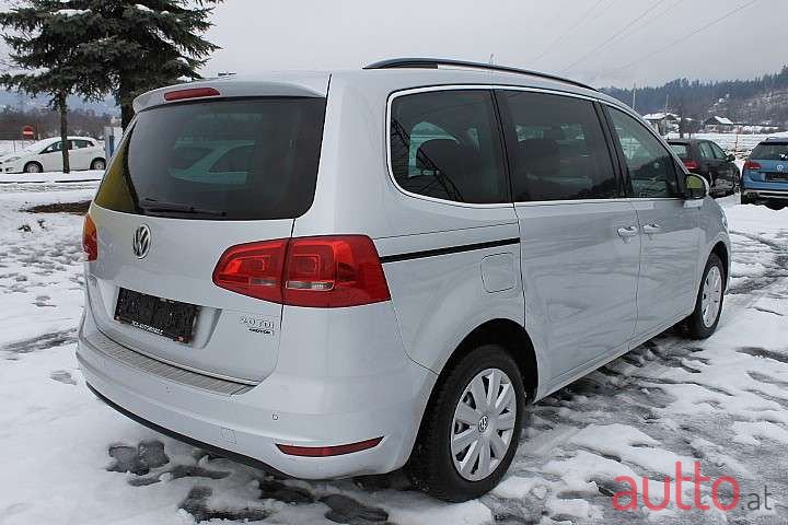 2013' Volkswagen Sharan photo #6