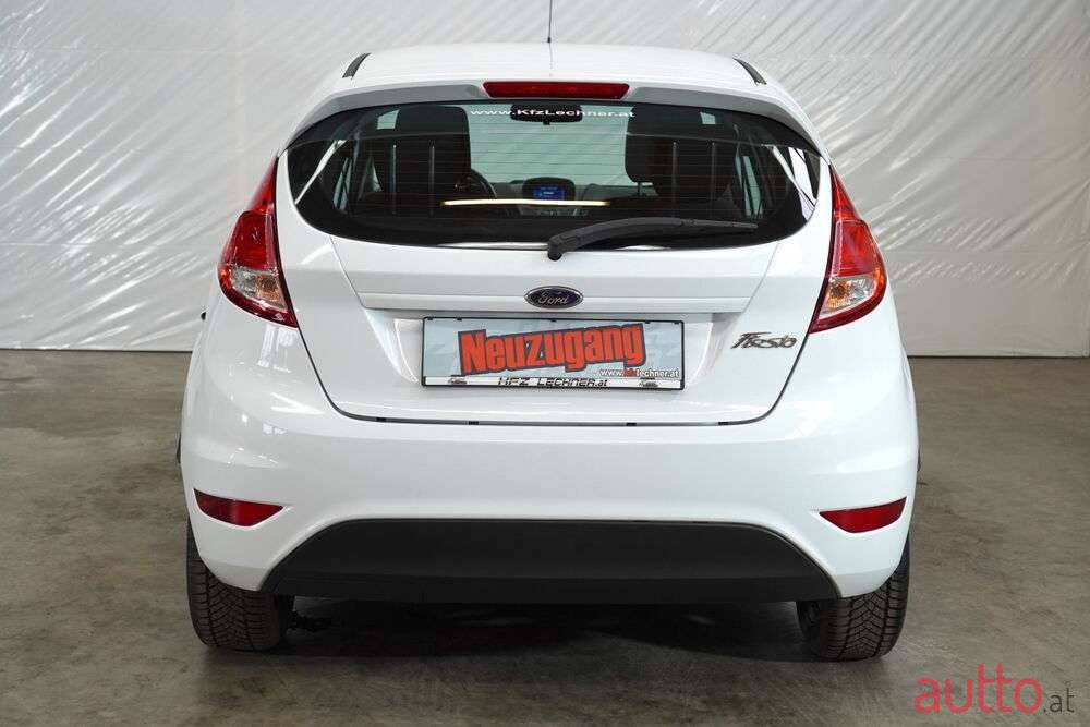 2016' Ford Fiesta photo #4