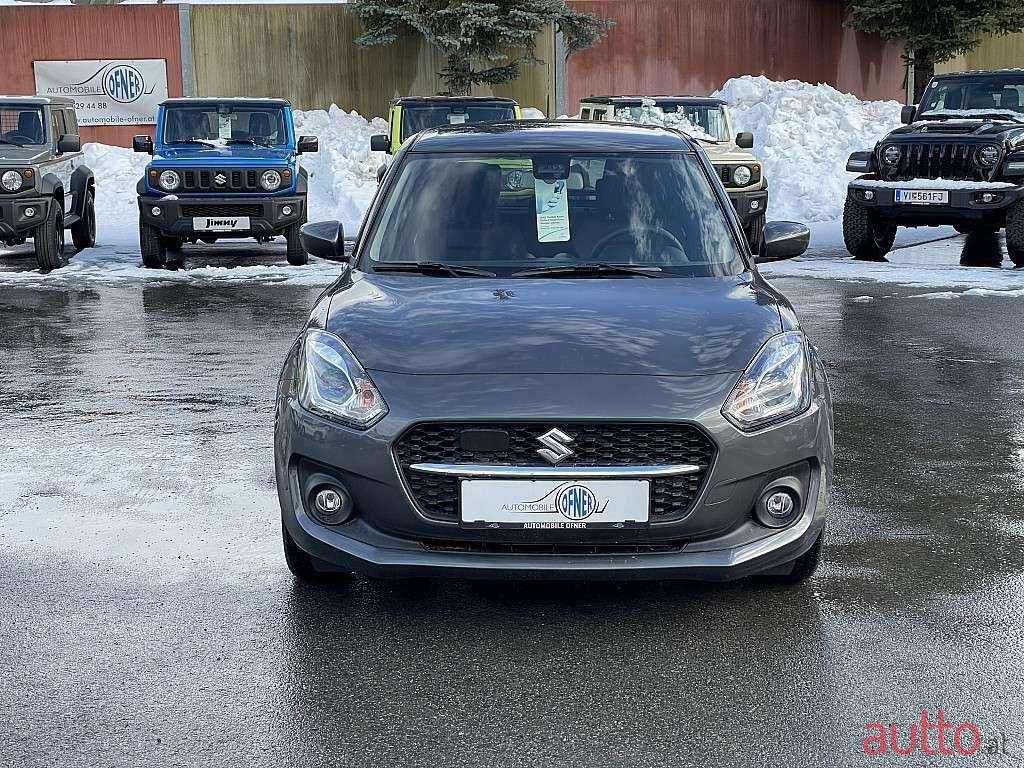 2022' Suzuki Swift photo #1
