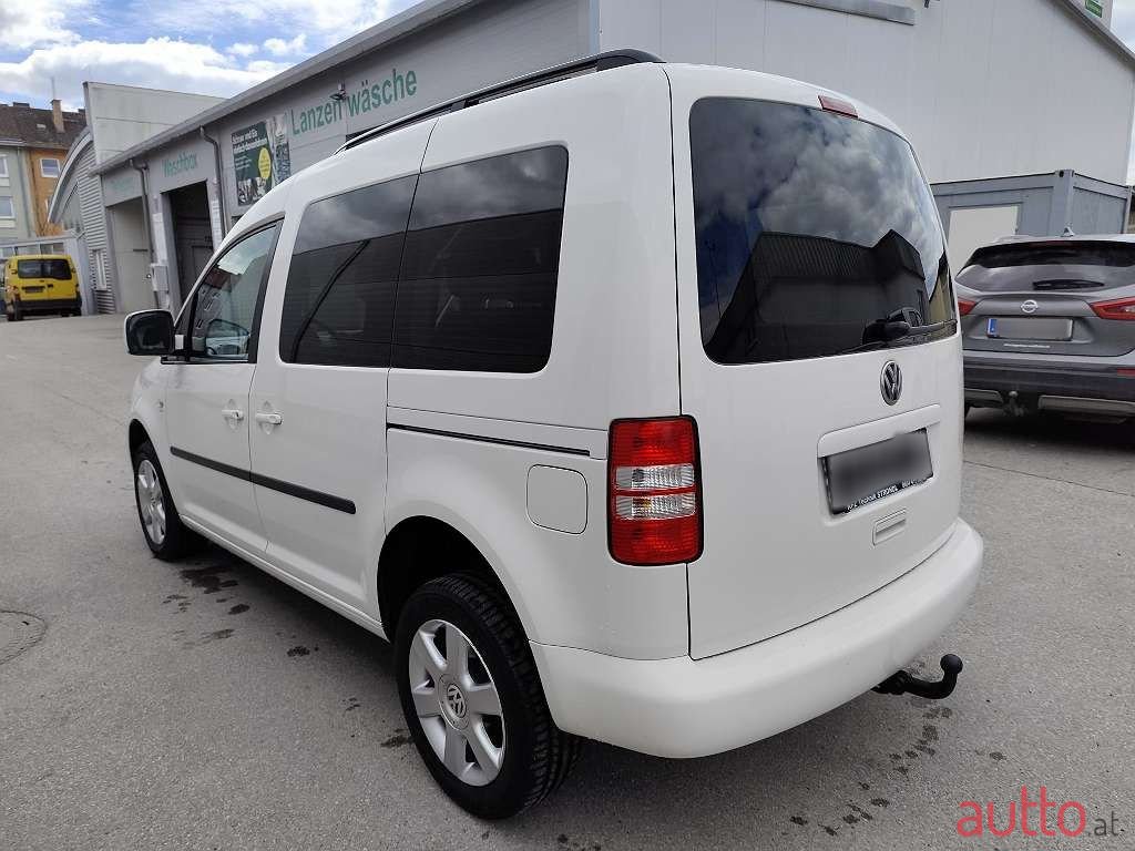 2014' Volkswagen Caddy photo #4