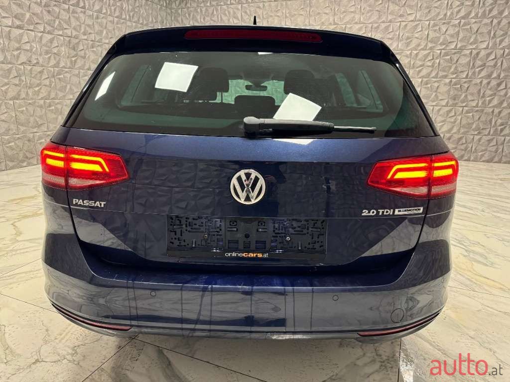 2016' Volkswagen Passat photo #5