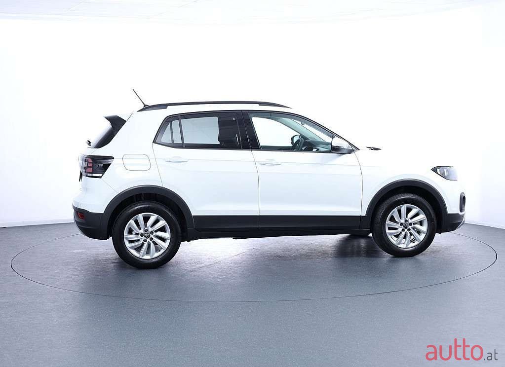 2023' Volkswagen T-Cross photo #6