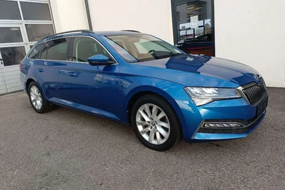 2021' Skoda Superb