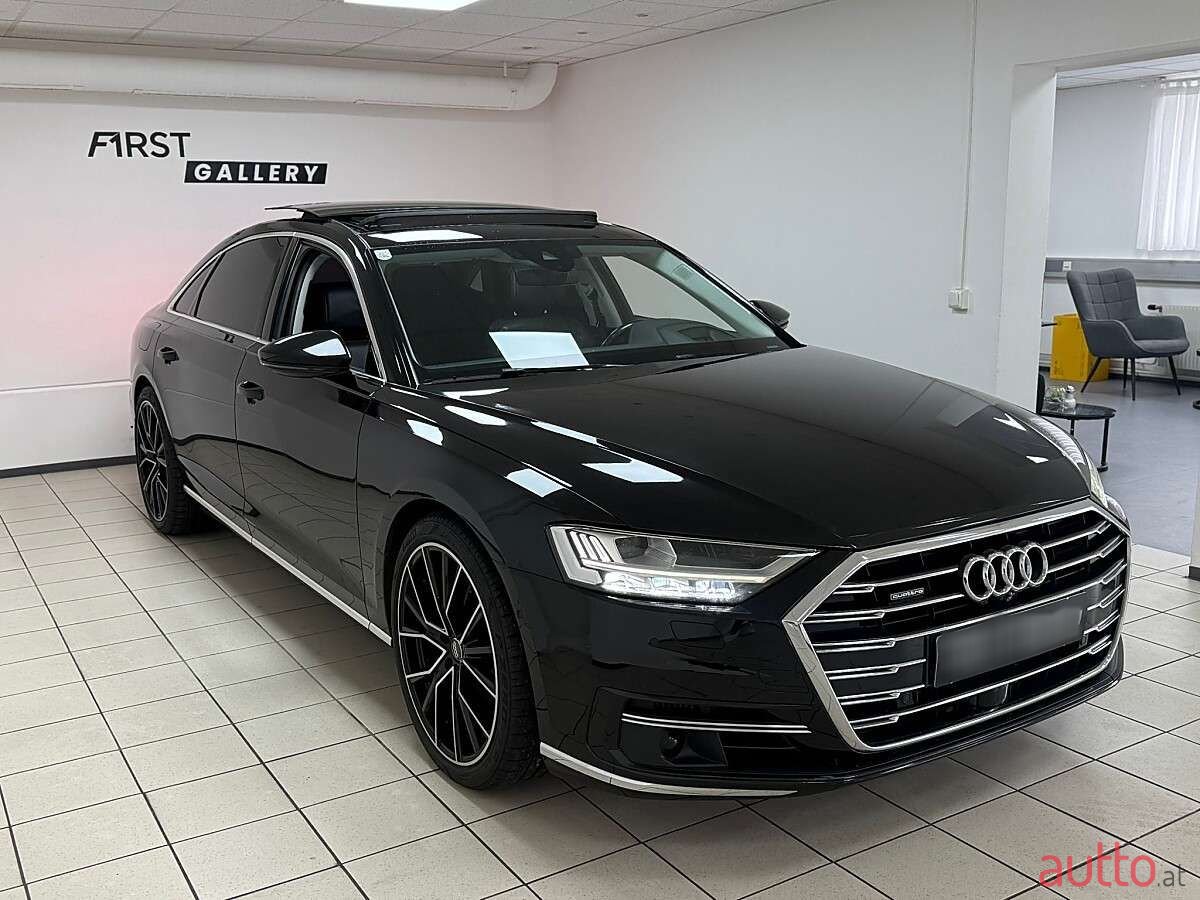 2018' Audi A8 photo #3