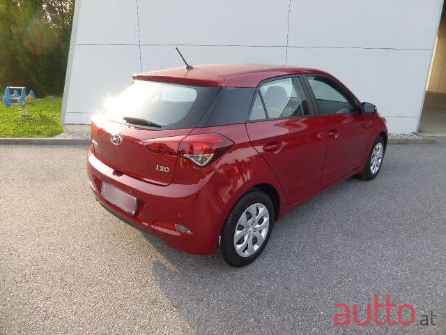 2015' Hyundai i20 photo #6