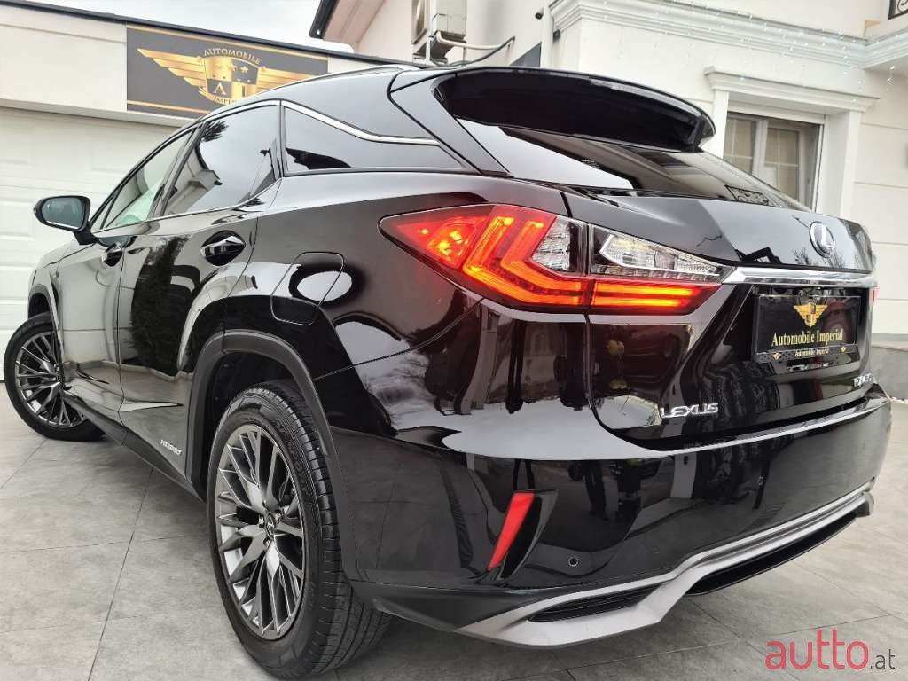2016' Lexus RX photo #3