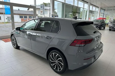 2024' Volkswagen Golf