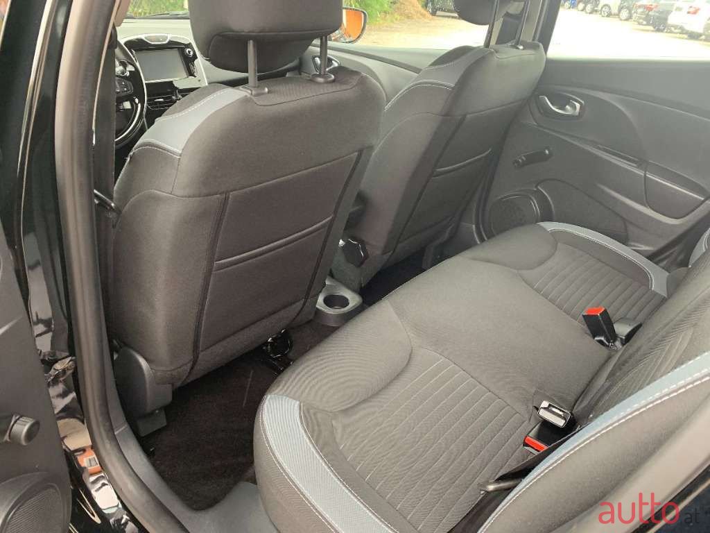 2016' Renault Clio photo #6